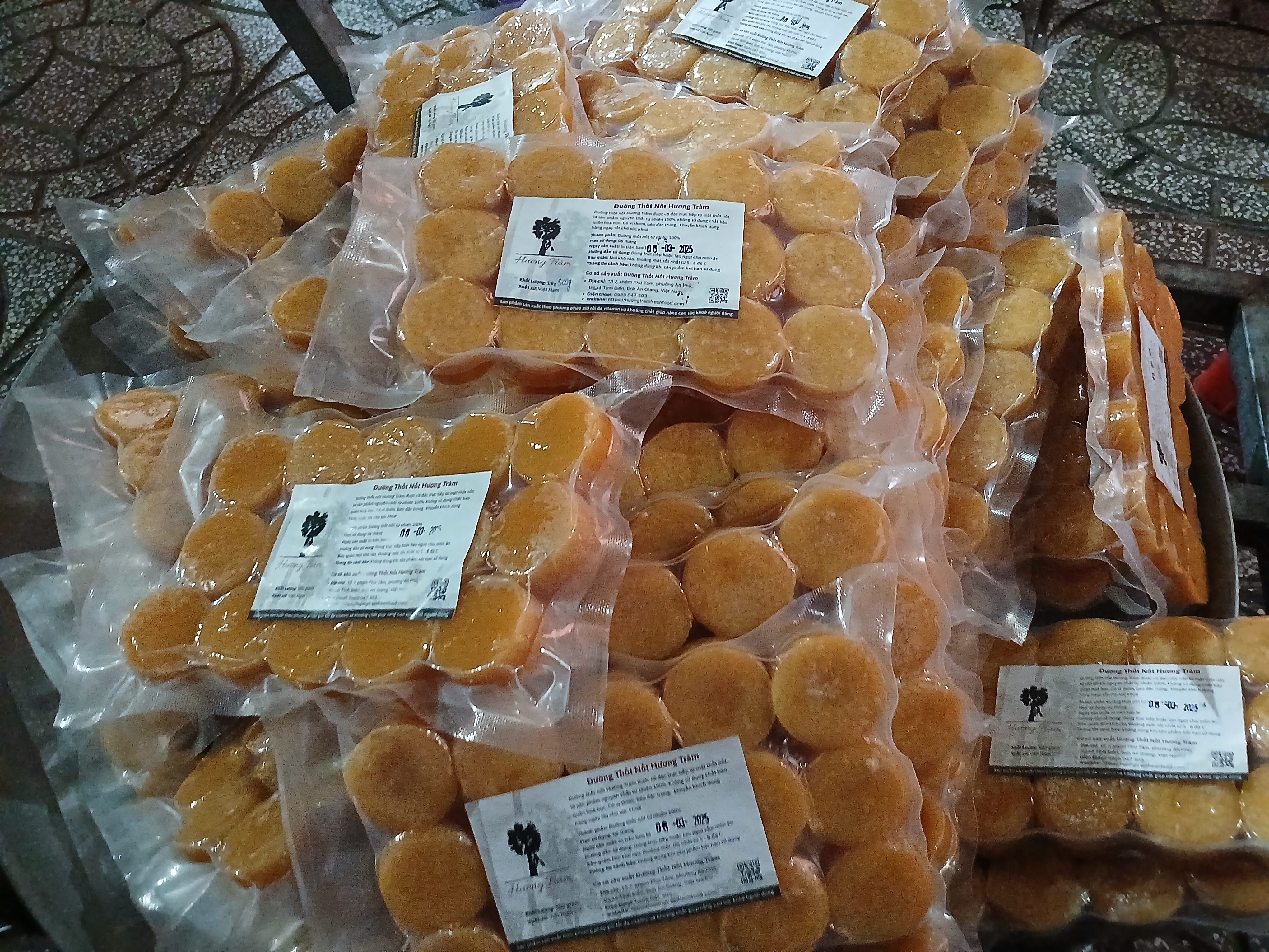 Đường thốt nốt Hương Tràm